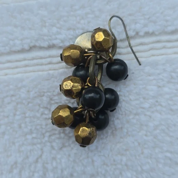 Charming Yellow and Black Women's Necklace Set - Picture 3 of 8